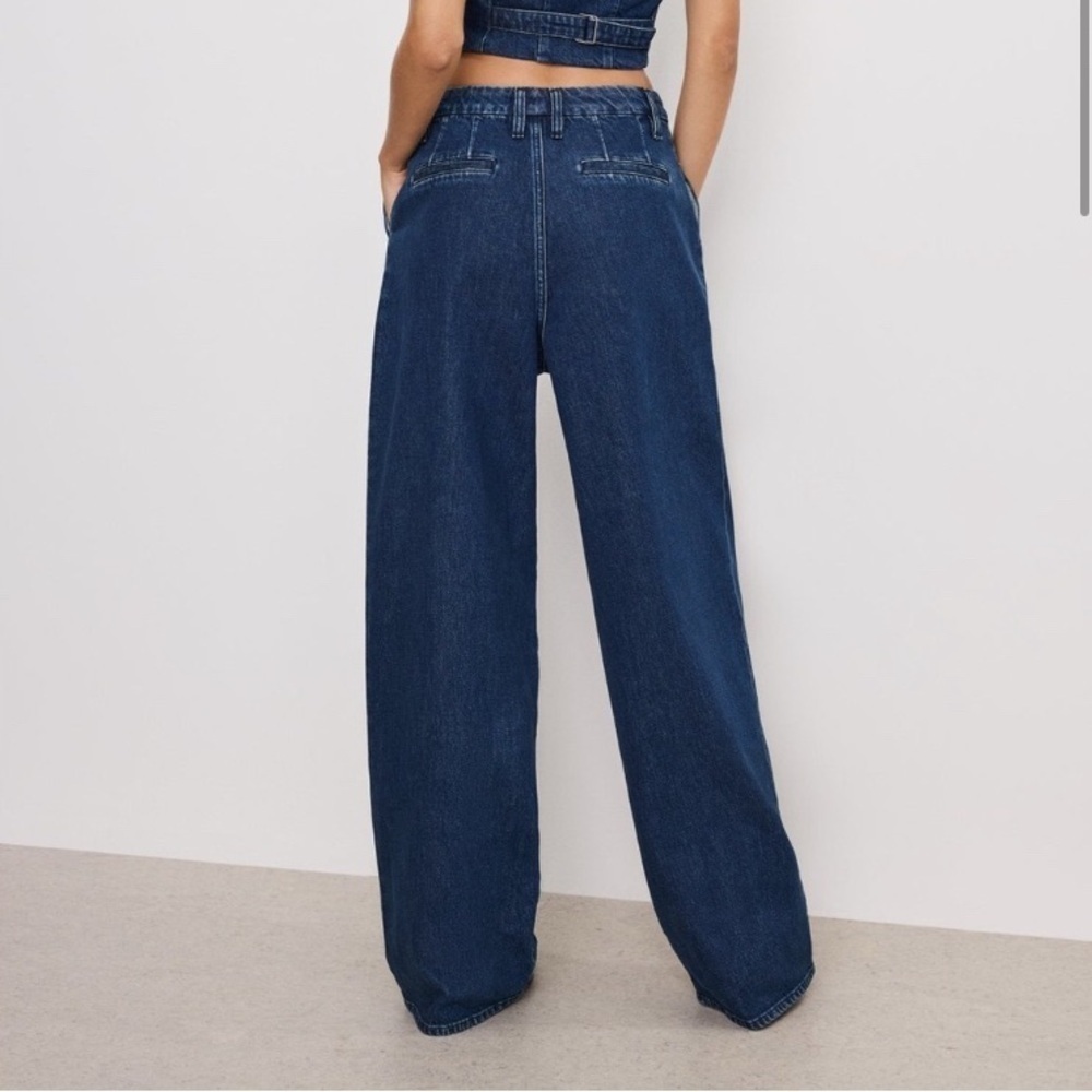 NWT Good American 90S PLEATED DENIM TROUSERS Indigo724 (Size 10 / 30) - Picture 2 of 10